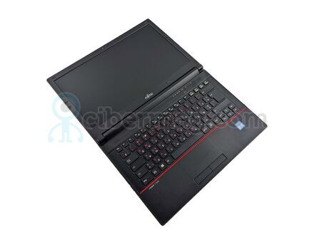 Ноутбук Fujitsu Lifebook E546 новая батарея