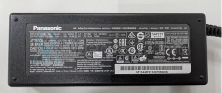 Блок живлення Panasonic 15.6V 7.05A 109.9W 5.5×2.5 (оригінальний)