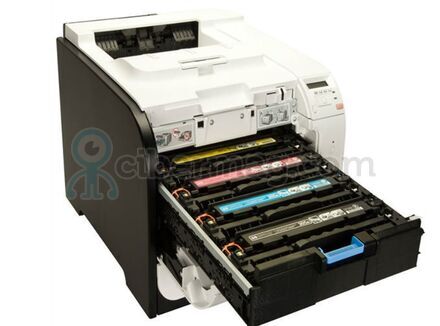 Принтер HP LaserJet Pro 400 M451nw кольоровий